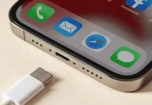 全椒苹果15维修分享iPhone15改USB-C接口后能和安卓用户互借充电器吗 